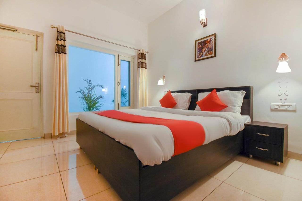 Oyo 75460 Sky High Residency Hotel Лудяна Екстериор снимка
