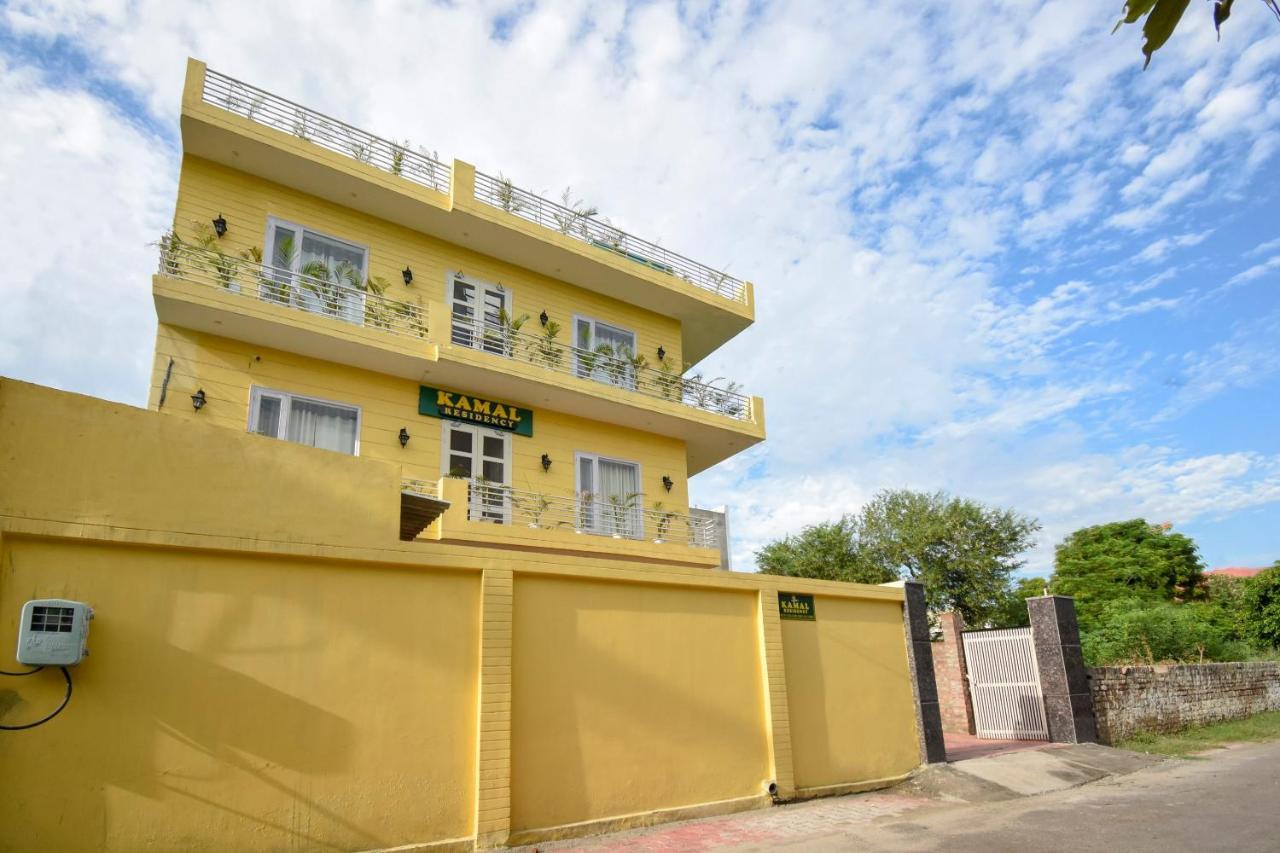 Oyo 75460 Sky High Residency Hotel Лудяна Екстериор снимка