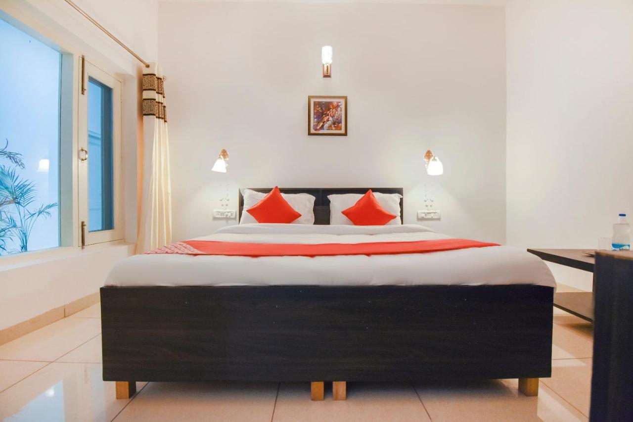 Oyo 75460 Sky High Residency Hotel Лудяна Екстериор снимка