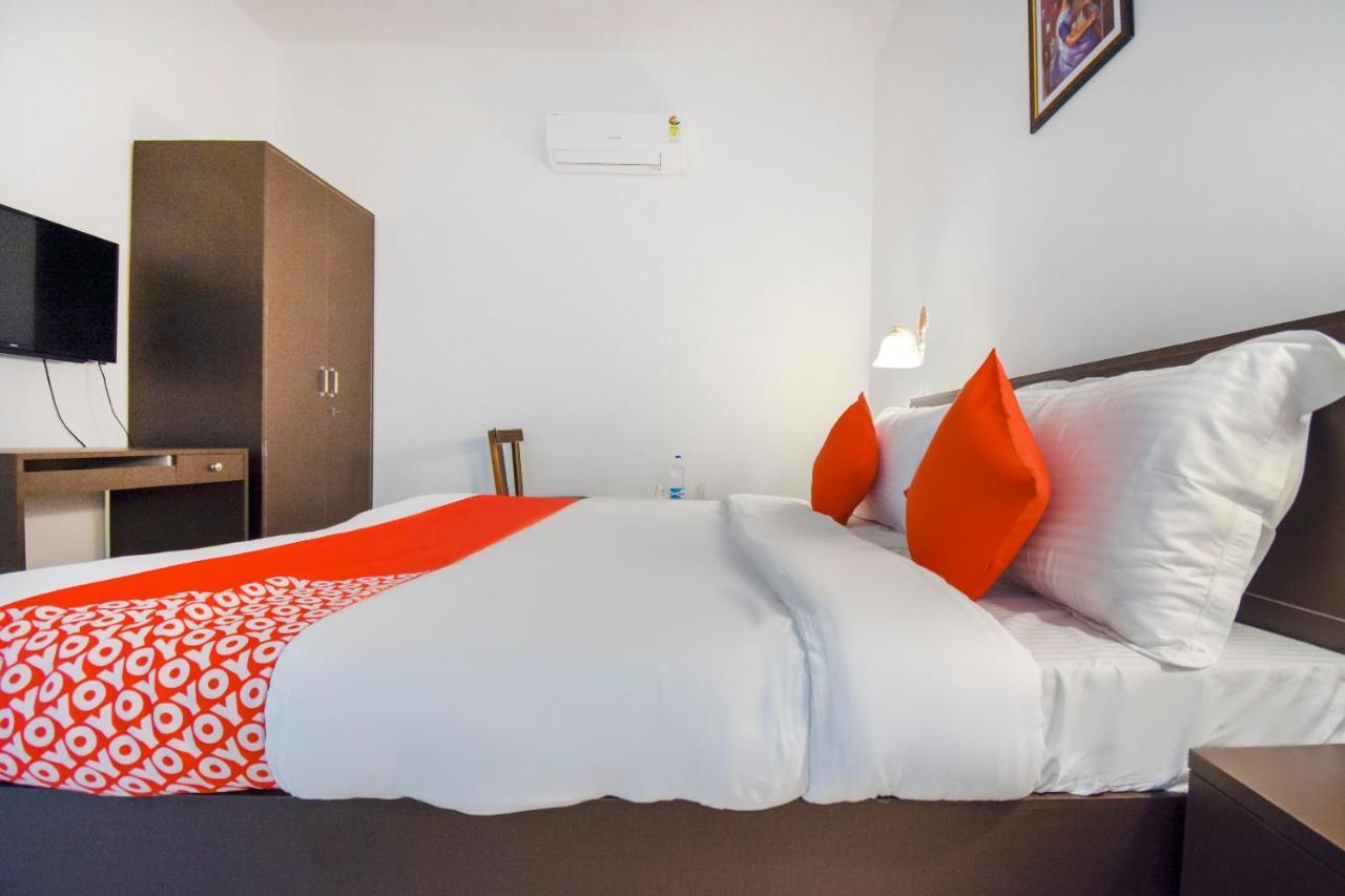 Oyo 75460 Sky High Residency Hotel Лудяна Екстериор снимка