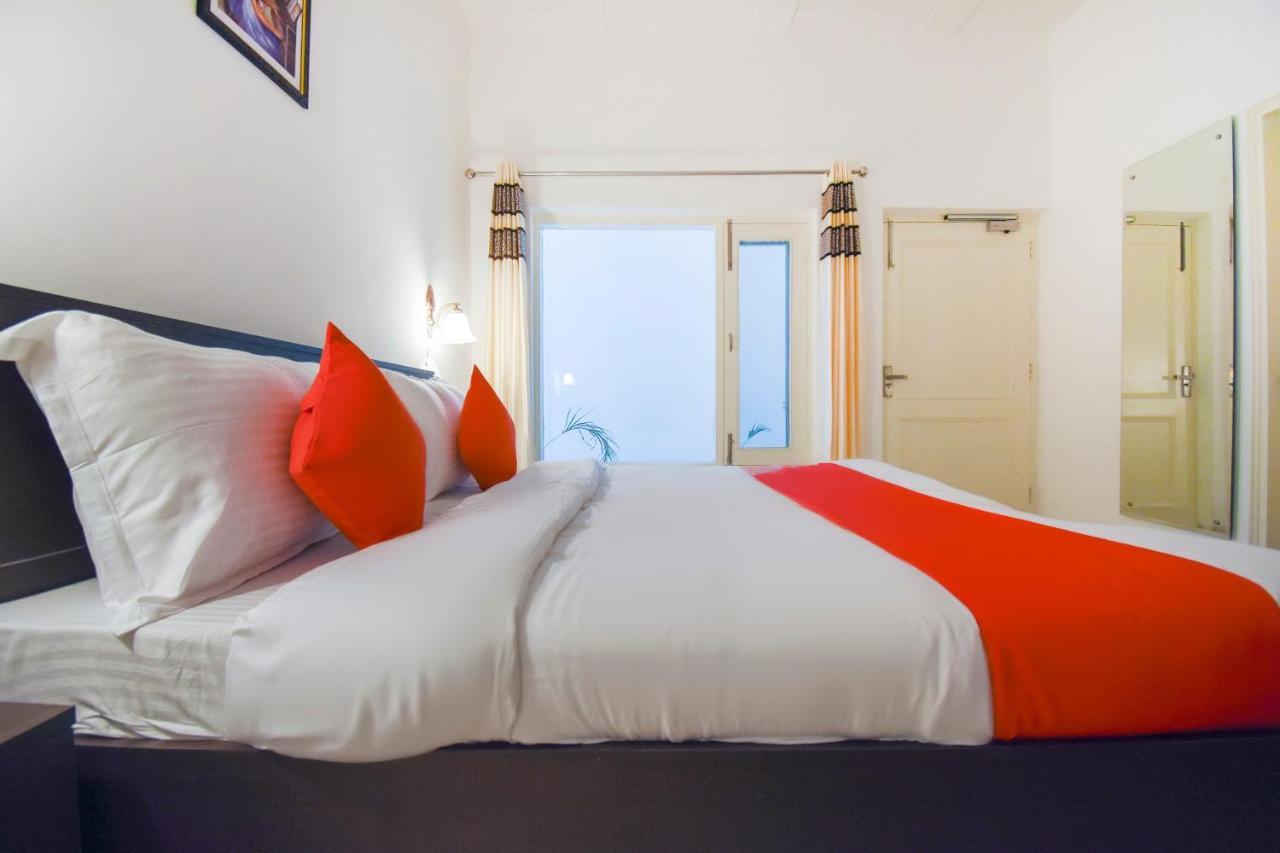 Oyo 75460 Sky High Residency Hotel Лудяна Екстериор снимка