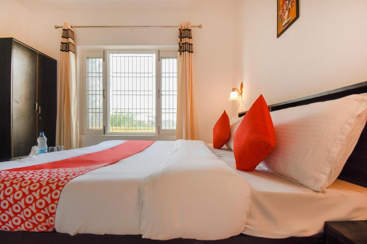 Oyo 75460 Sky High Residency Hotel Лудяна Екстериор снимка