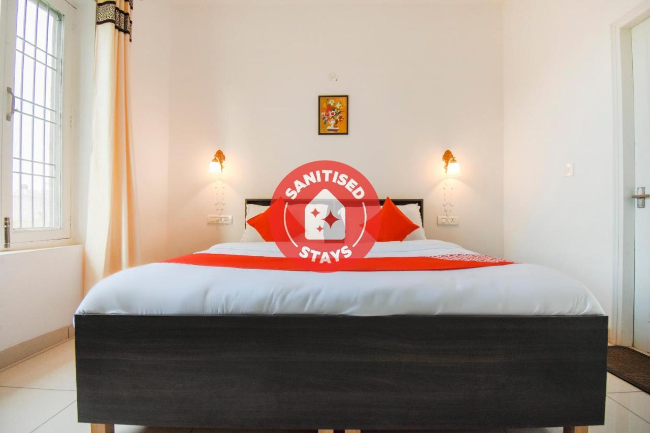 Oyo 75460 Sky High Residency Hotel Лудяна Екстериор снимка